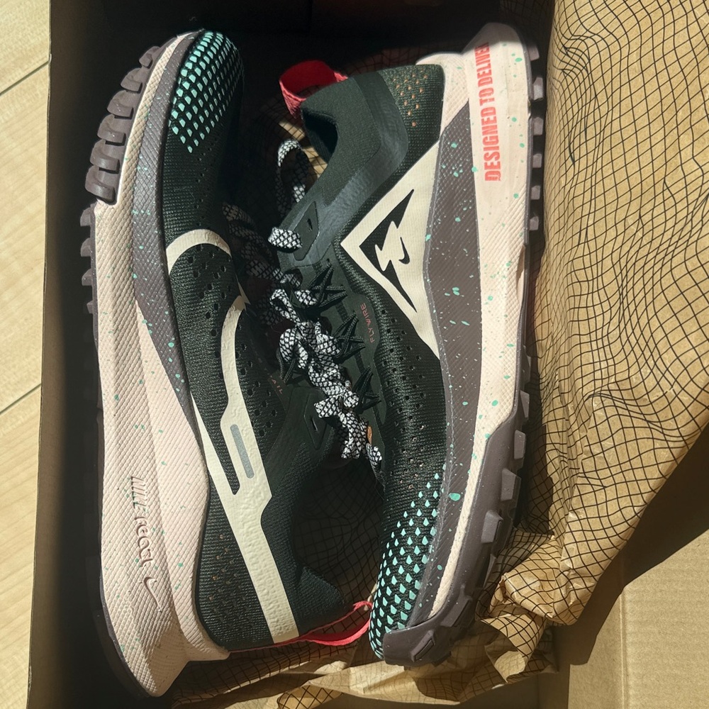 Nike React Pegasus Trail 4 Shoes with Teal, Coral & Red Accents